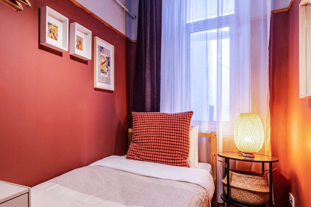 Central and Sophisticated Flat in Istanbul Beyoglu Apartment 15