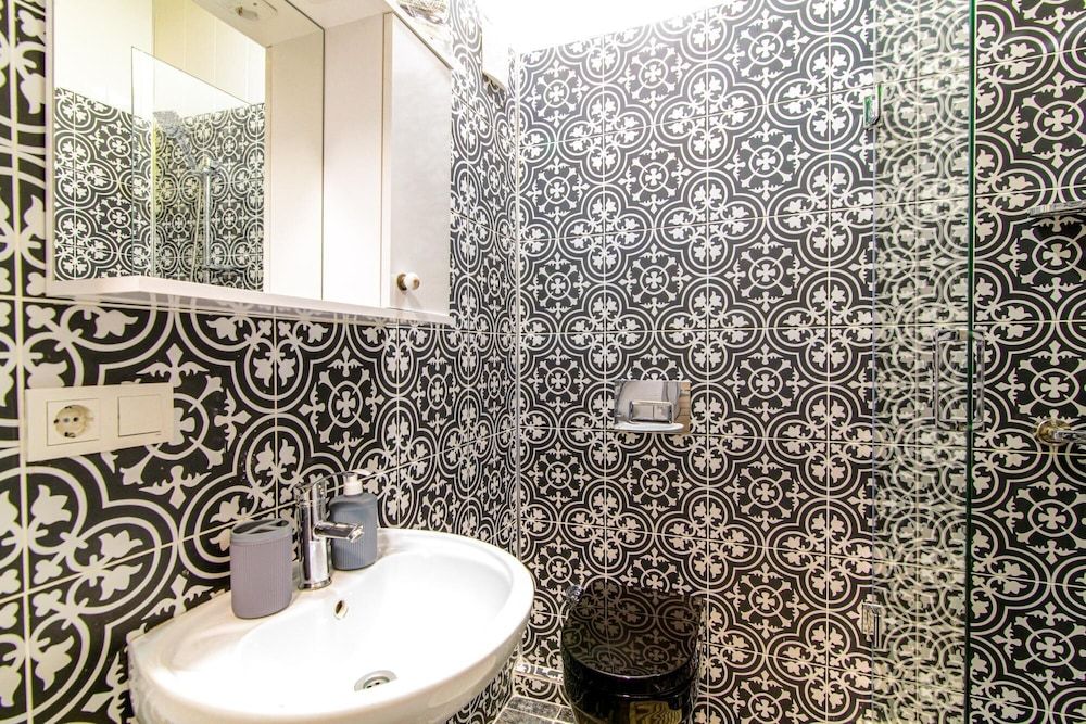 undefined Fully Furnished Studio Flat in Beyoglu 3