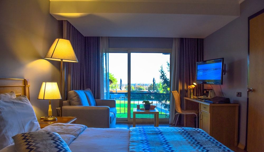 Denizati Plus Hotel Comfort Room