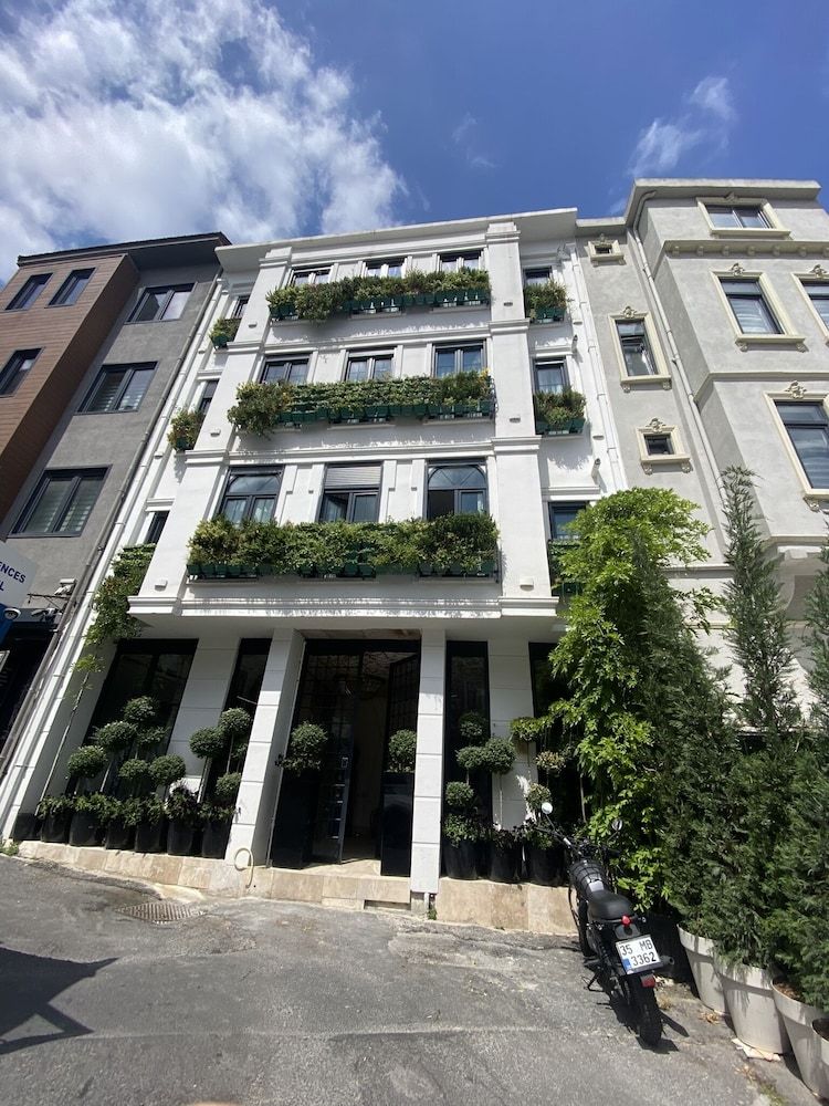 undefined AB Residences 6