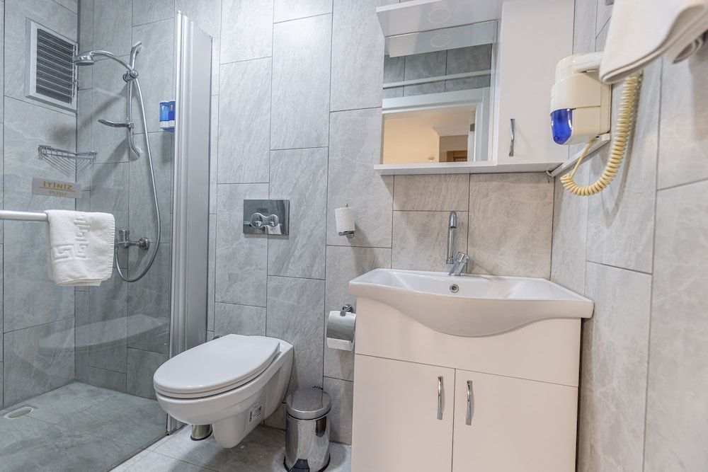 Blue Park Hotel Standard Room 5