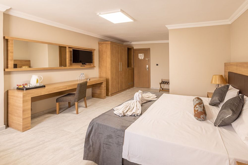 undefined Blue Park Hotel 2