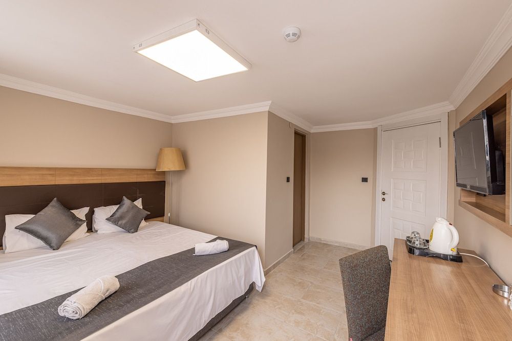 Blue Park Hotel Standard Room 3