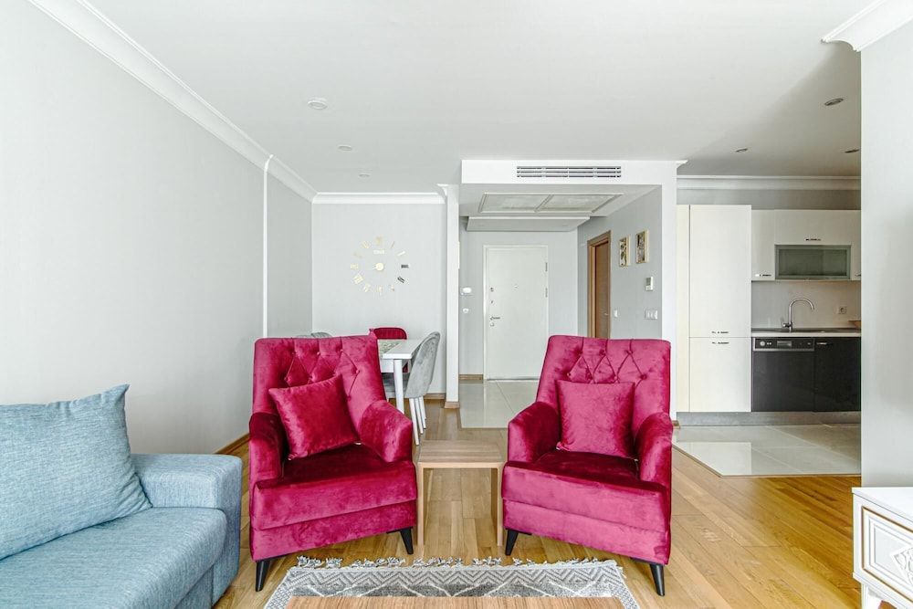 undefined Bright and Centrally Located Flat in Sisli 6