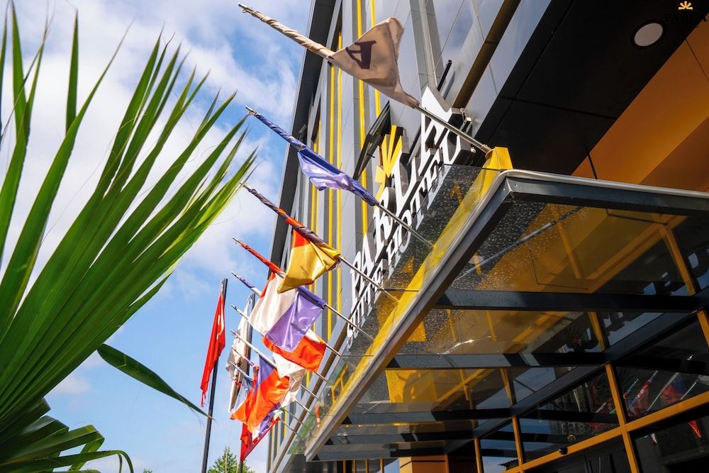 undefined Parla Suite Hotel 4