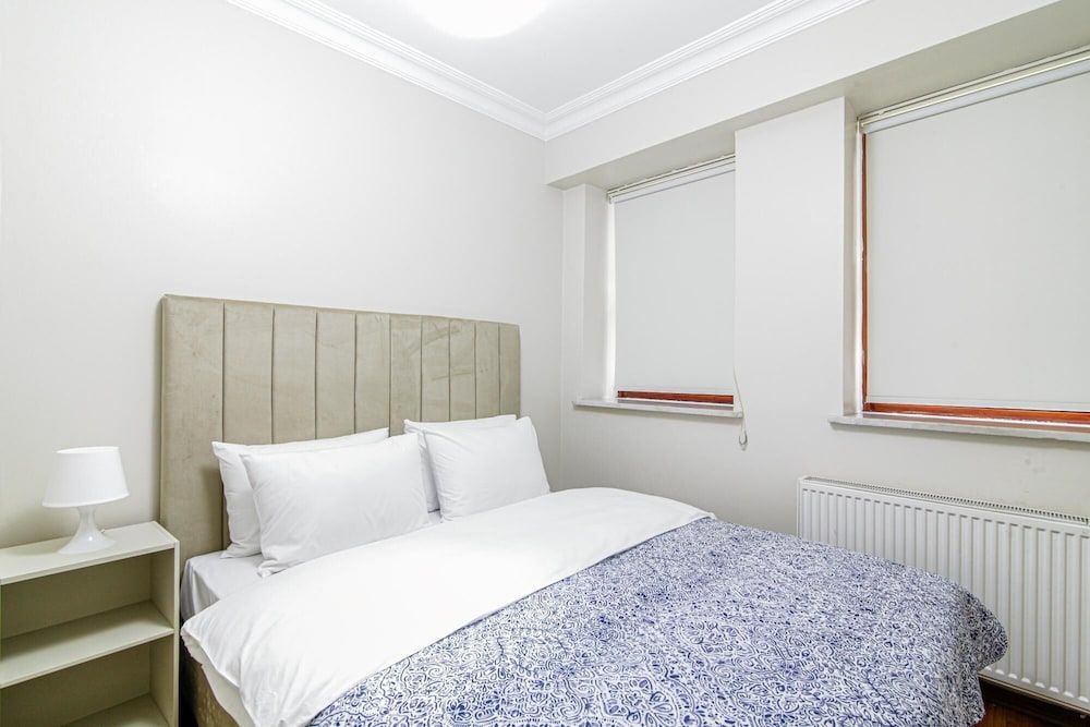 undefined Central and Fully Furnished Flat in Beyo lu 9