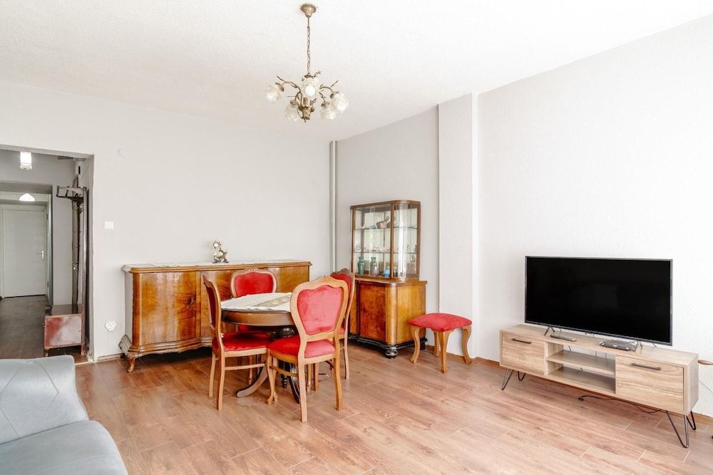 undefined Centrally Located Flat in Sisli Nisantasi 2