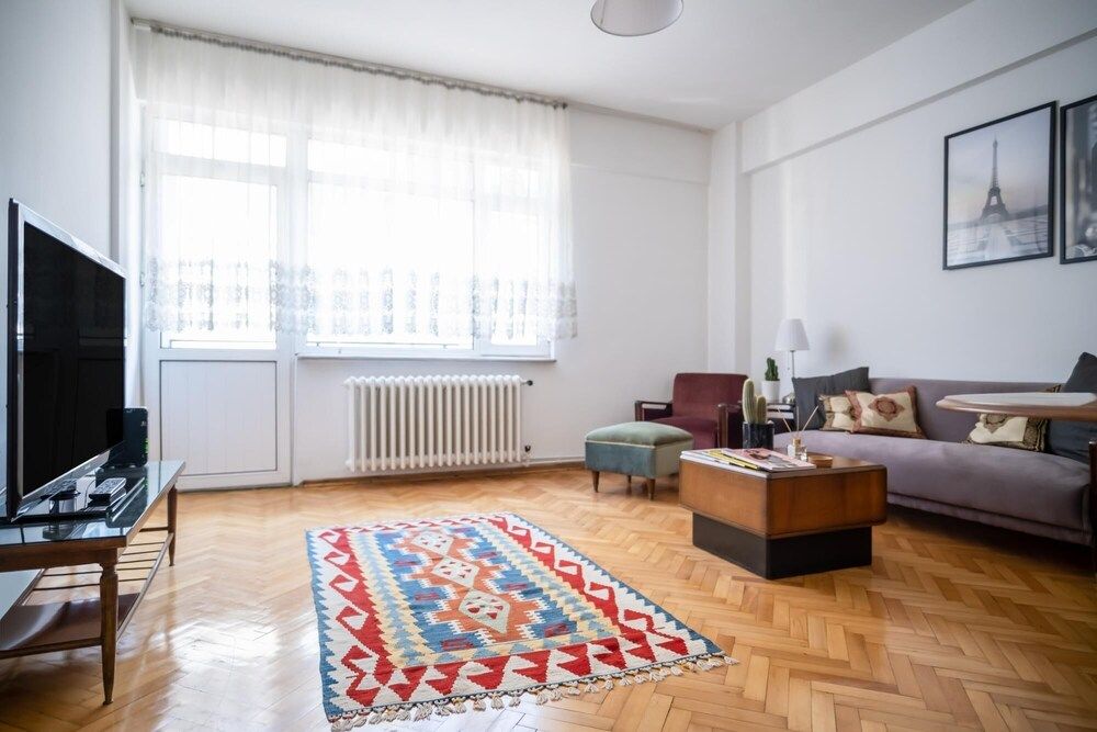 undefined Spacious Flat With Central Location in Beyoglu