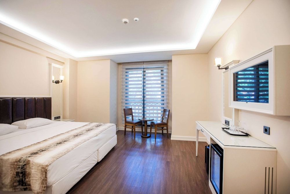 Prag Hotel Comfort Twin Room 5