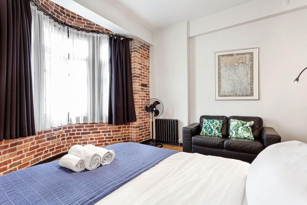 Olympia Flats by Oval Classic Apartment 2