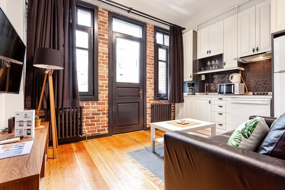 Olympia Flats by Oval Classic Apartment 11