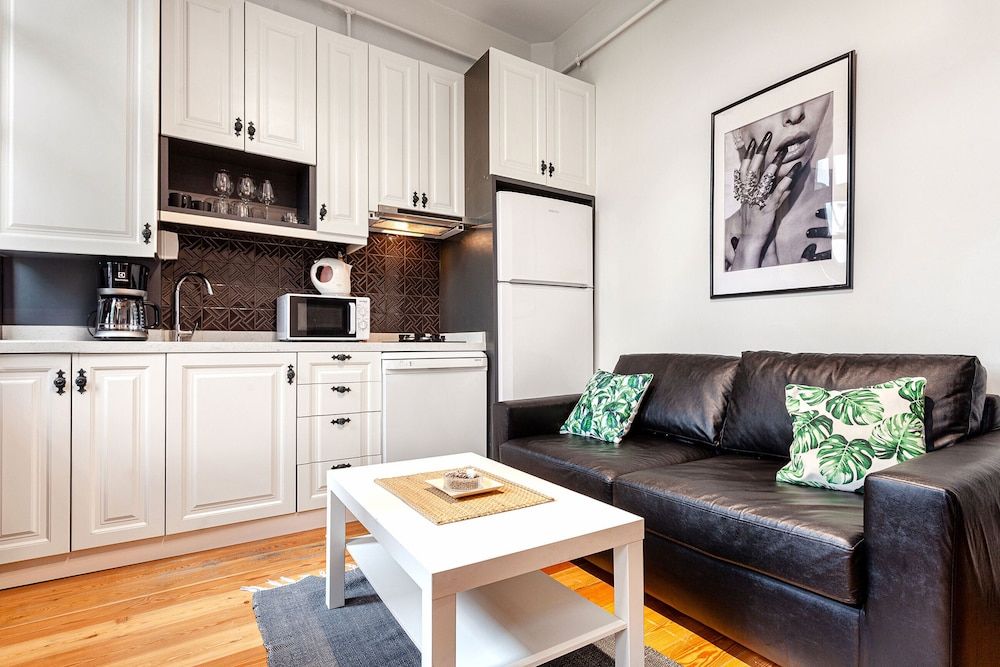 Olympia Flats by Oval Classic Apartment 10