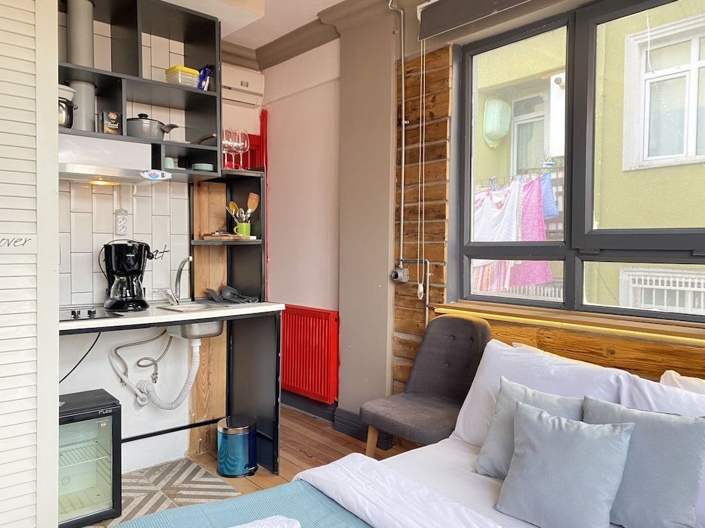 undefined Cozy and Charming Studio Flat in Beyoglu 3
