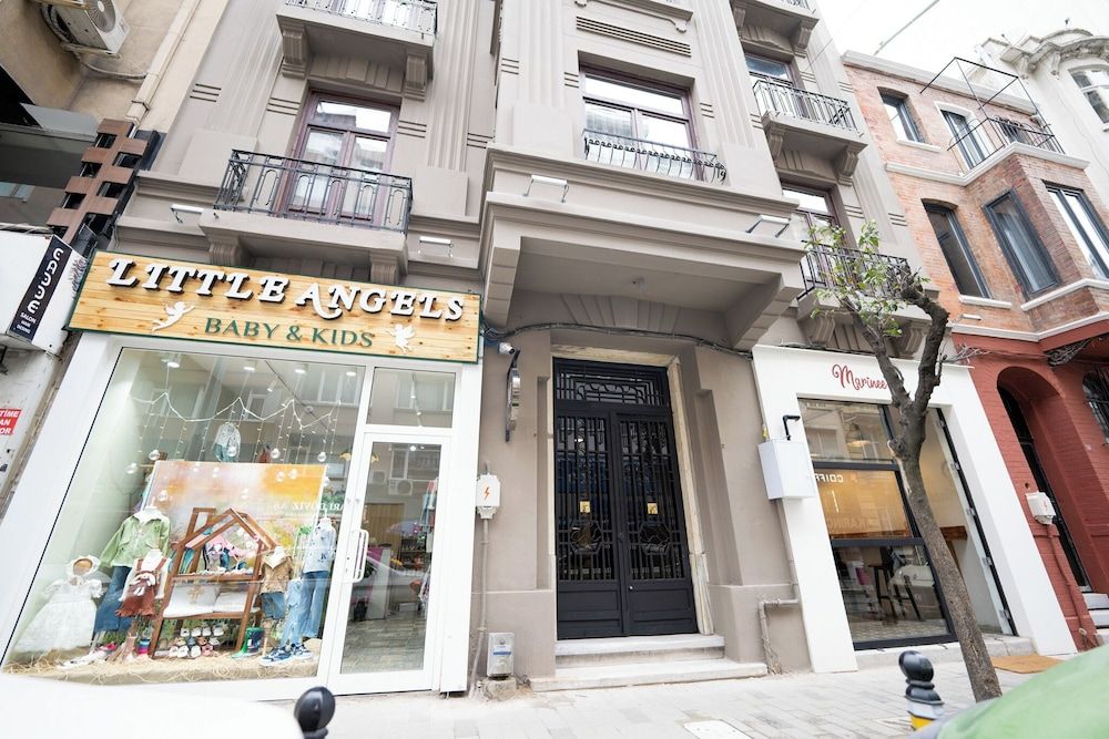 undefined Monev İstanbul 4