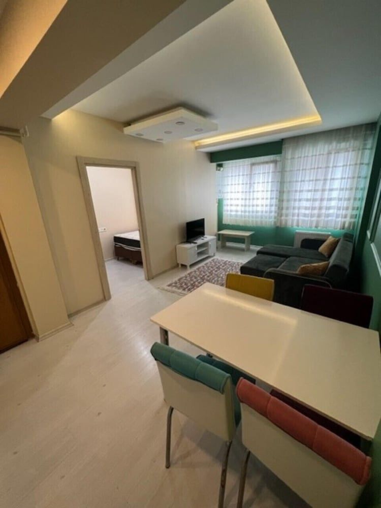 undefined MilanoSuite 4