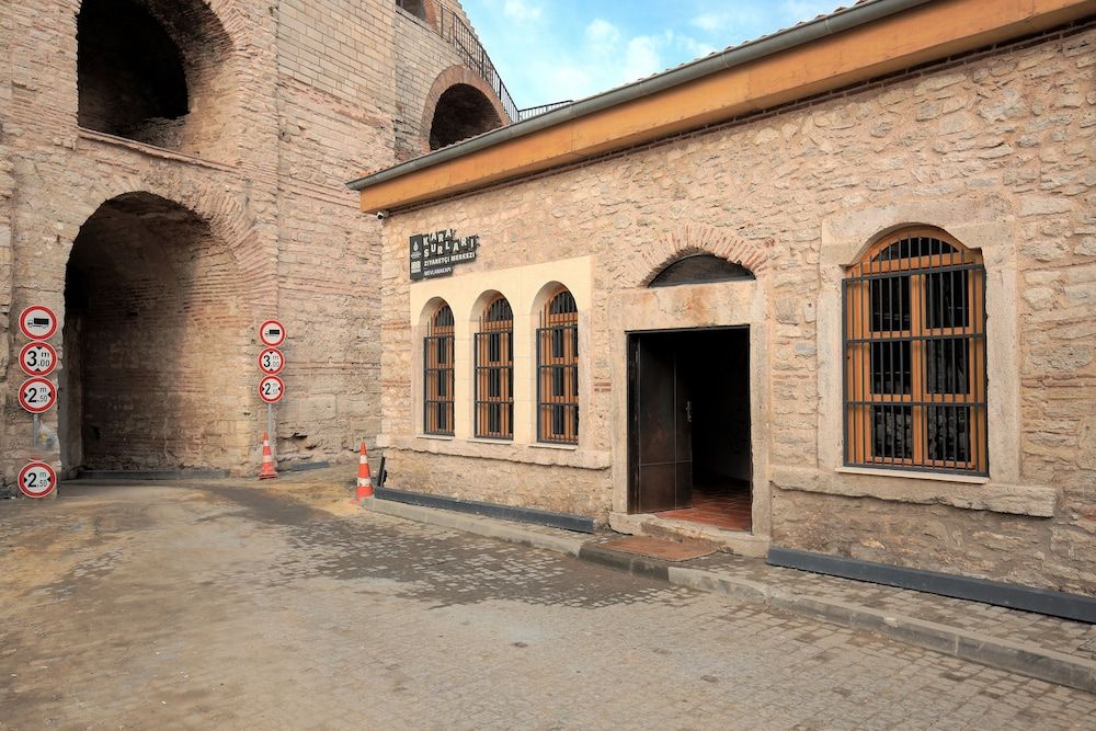 undefined MilanoSuite 5