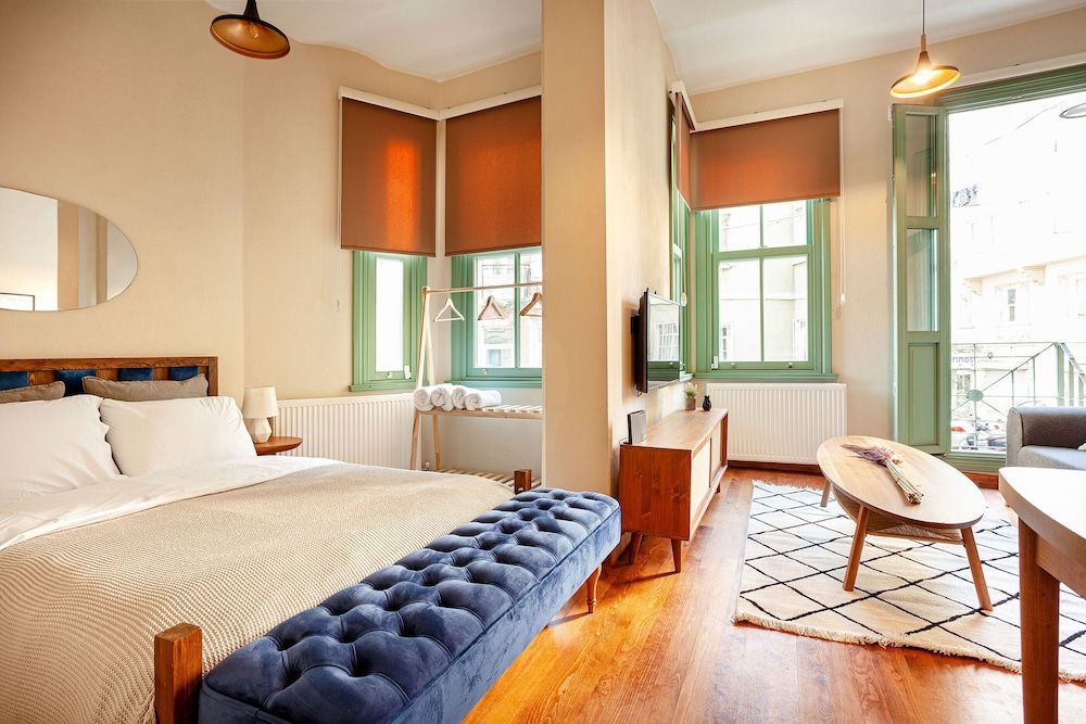 Lola Flats by Oval Elite Apartment 4