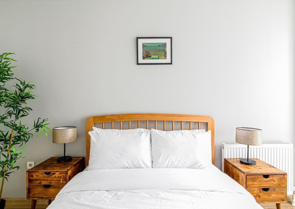 undefined Central and Tastefully Designed Flat in Besiktas 10