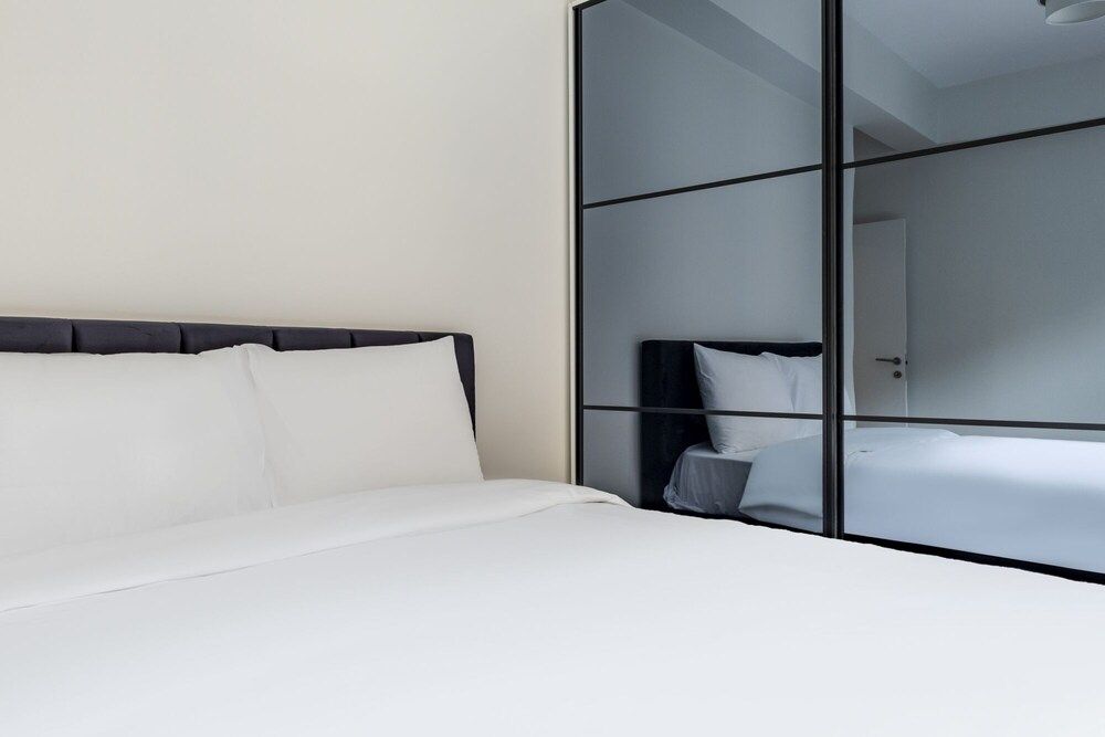 undefined Central and Modern 2 1 Flat in Sisli 10
