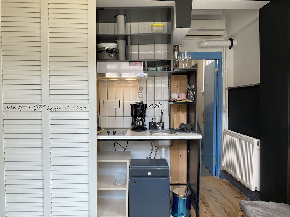 undefined Modern Designed Cozy Studio Flat in Beyoglu 7