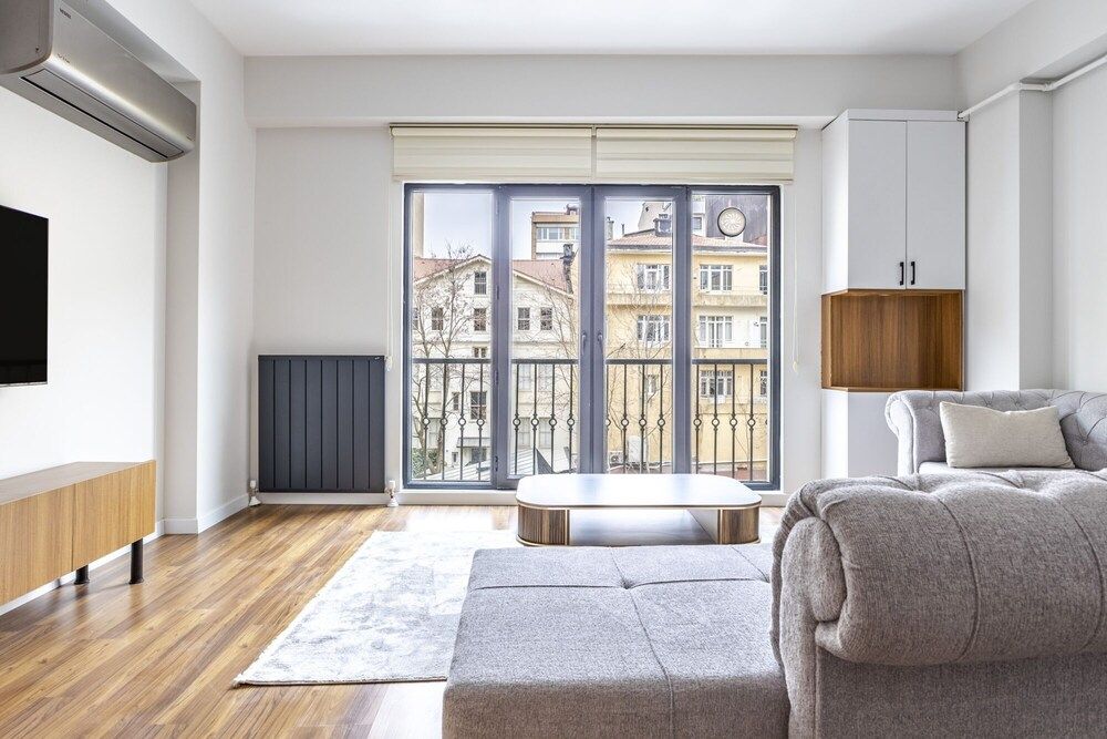 undefined Comfy Flat in Sisli With Central Location
