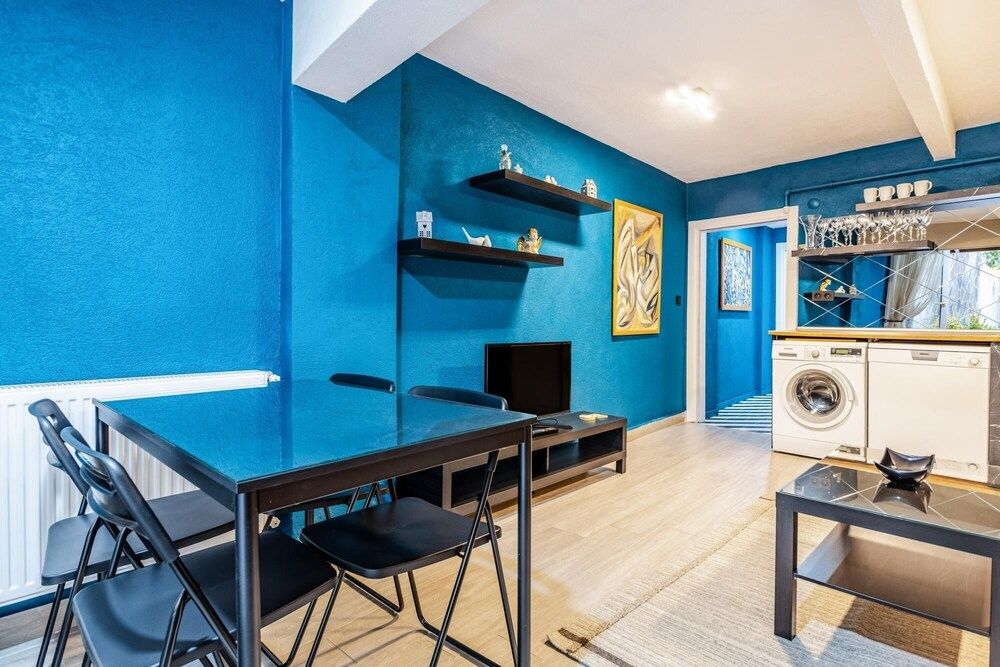 undefined Stylish Fully Furnished Modern Flat in Kad k y 10