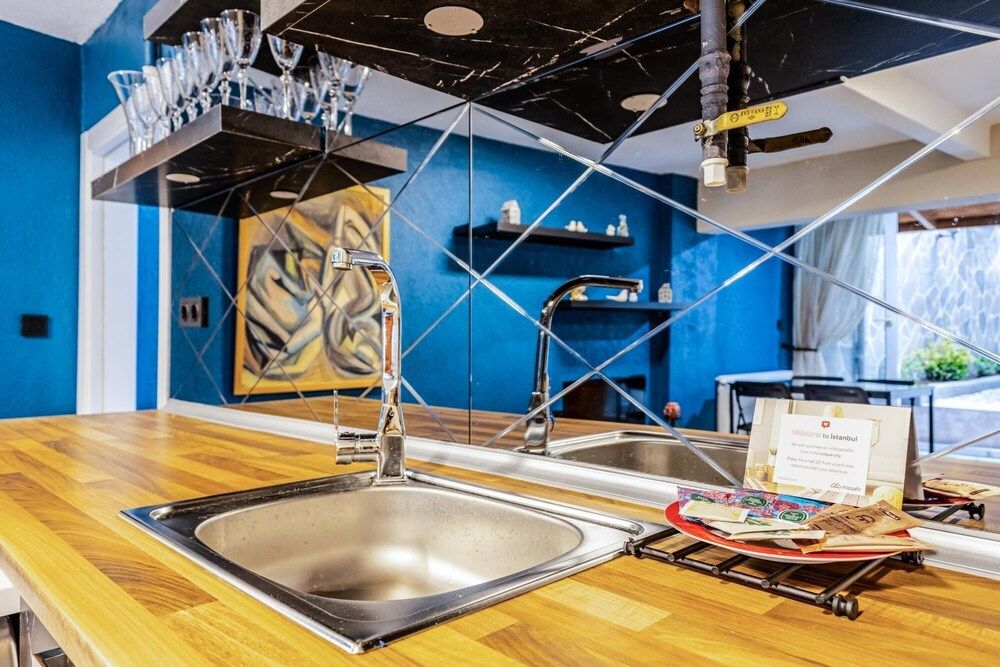 undefined Stylish Fully Furnished Modern Flat in Kad k y 2