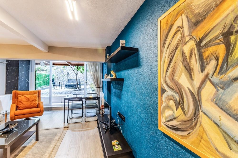 undefined Stylish Fully Furnished Modern Flat in Kad k y 3