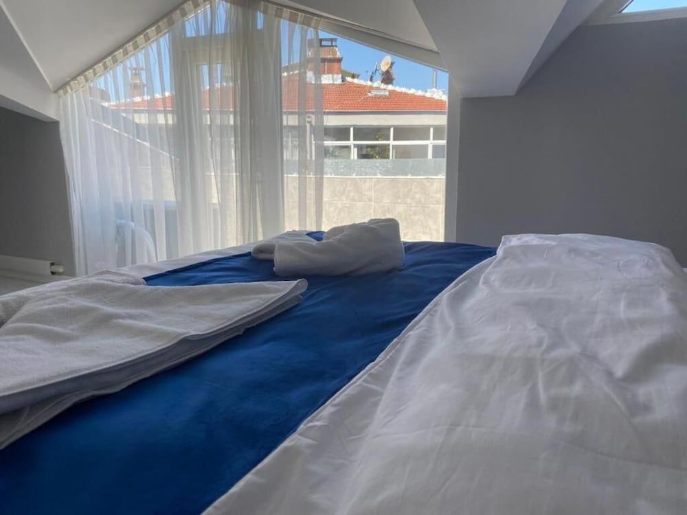 undefined Big Peace Suite 2