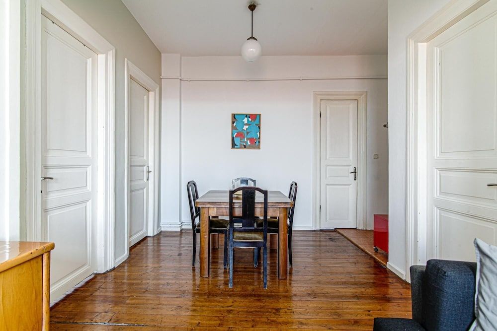 undefined Bright Chic Flat in Beyoglu 4