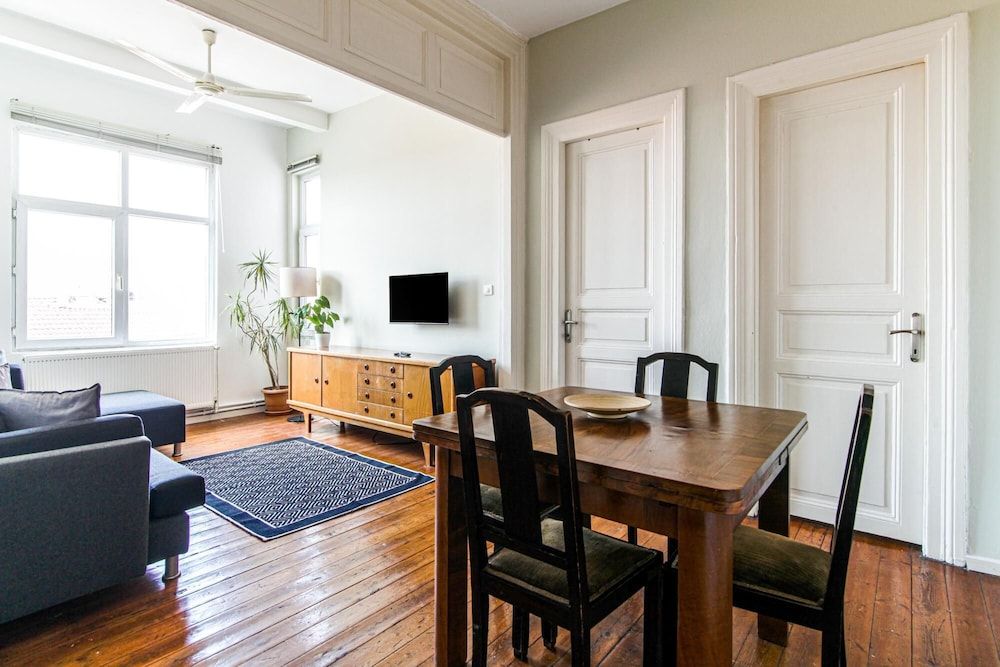 undefined Bright Chic Flat in Beyoglu