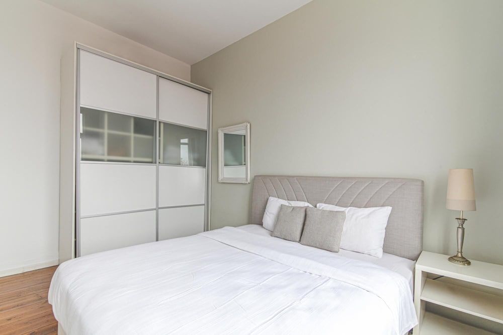 undefined Bright Chic Flat in Beyoglu 7