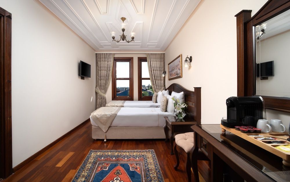 Bender Hotel Standard Double or Twin Room 13