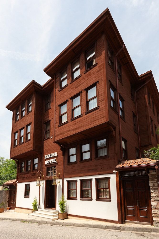 undefined Bender Hotel 5