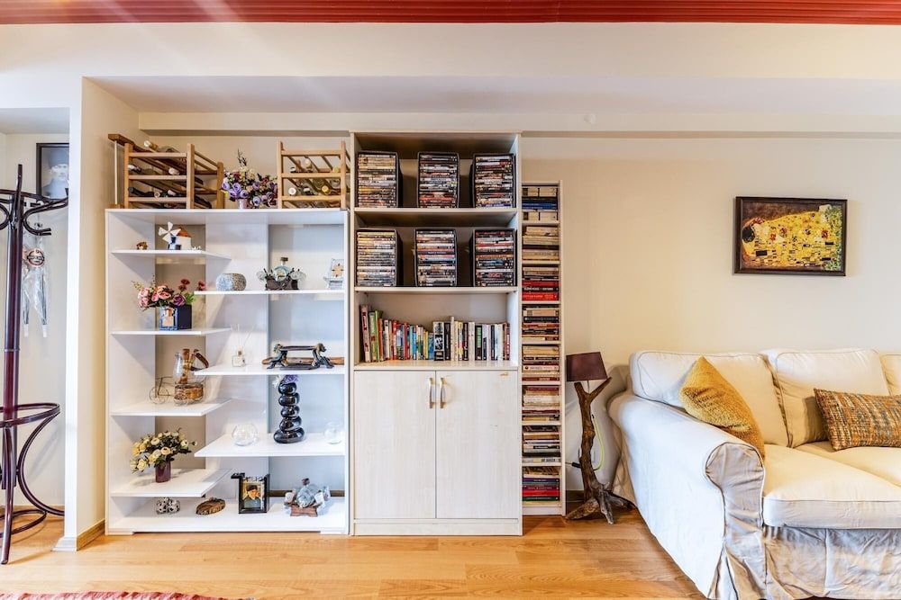 undefined Magnificent Flat With Sea View in Kadikoy 8