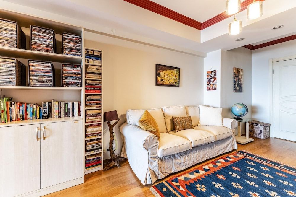 undefined Magnificent Flat With Sea View in Kadikoy 7