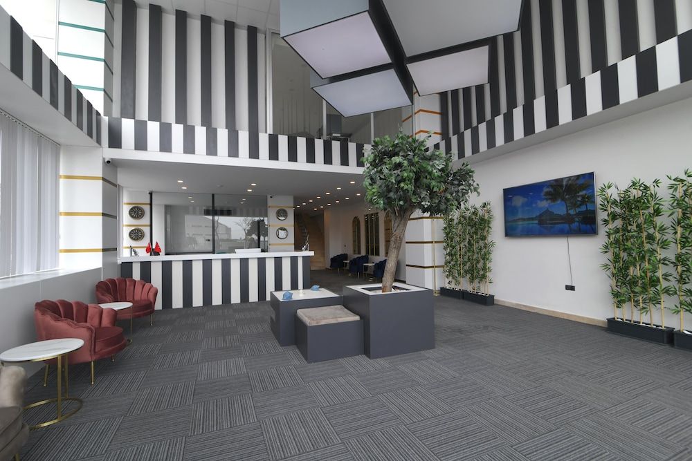 undefined Vplus Hotel 3