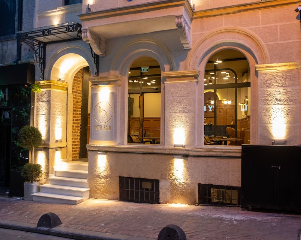 undefined Balo Suite Hotel 6