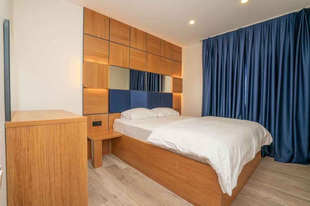 undefined Guest Suites 3