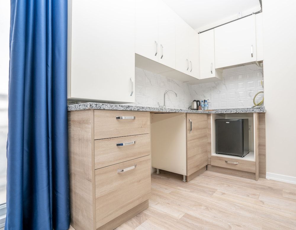 undefined Guest Suites 4