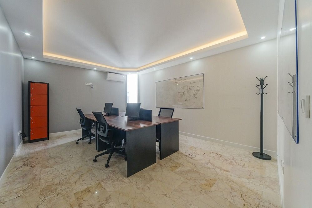 undefined Manu Startup House 7