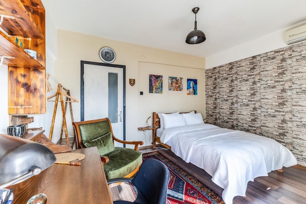 undefined Exquisite Flat Near Moda Coast in Kadikoy 8