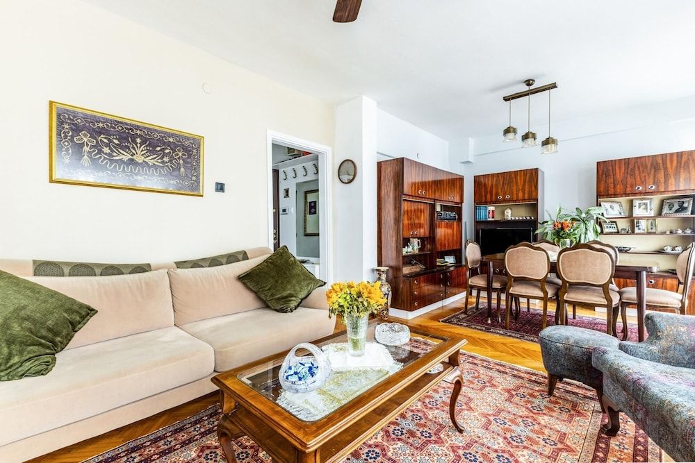 undefined Exquisite Flat Near Moda Coast in Kadikoy 2