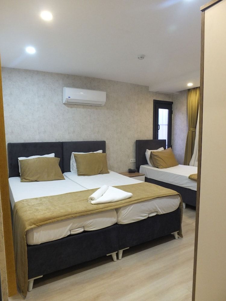 undefined Clove Silvana 2