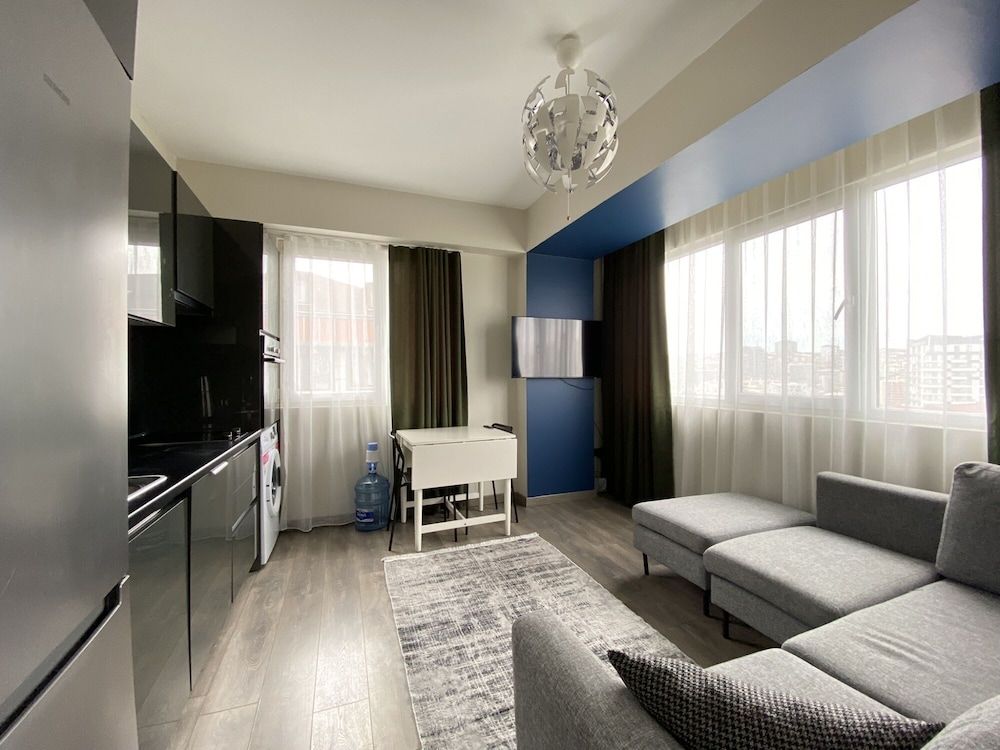 undefined Convenient Flat in Secured Residence in Kagithane 2