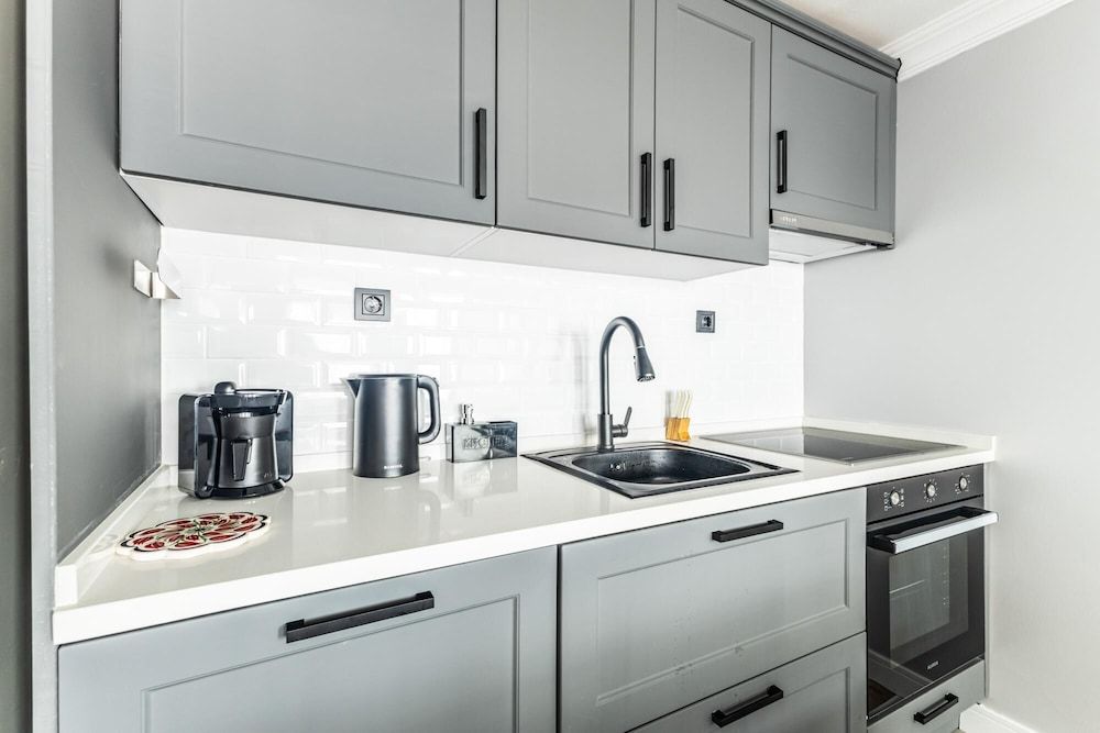 undefined Centrally Located Furnished Flat in Kadikoy 7