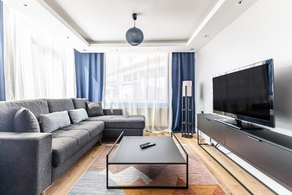 undefined Centrally Located Furnished Flat in Kadikoy 2