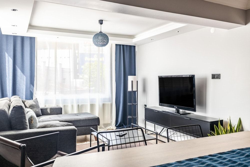 undefined Centrally Located Furnished Flat in Kadikoy 3