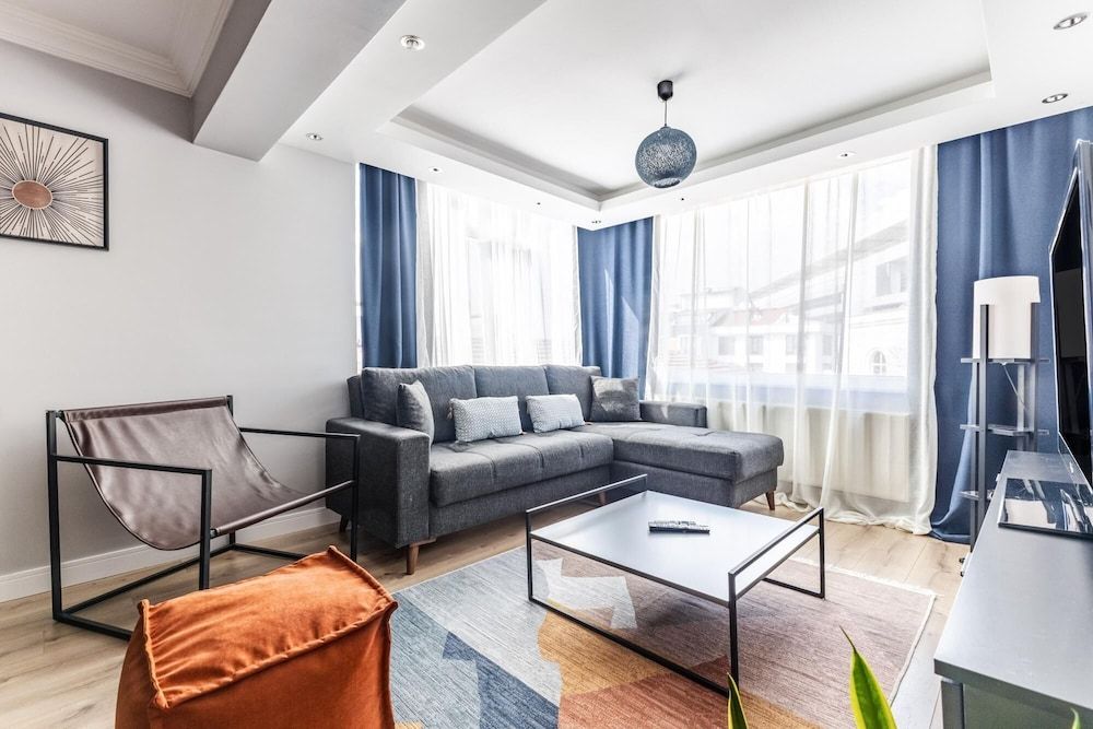 undefined Centrally Located Furnished Flat in Kadikoy 5