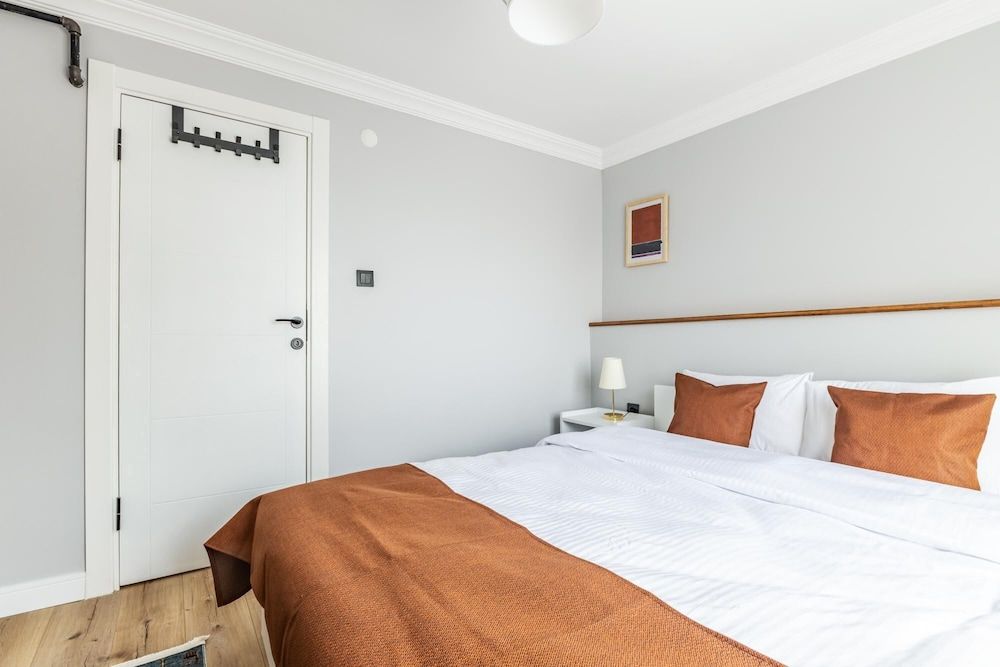 undefined Centrally Located Furnished Flat in Kadikoy 10